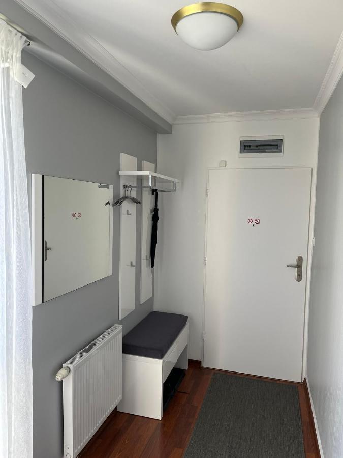 Apartment Anrema Trzy-pokojowy Apartament